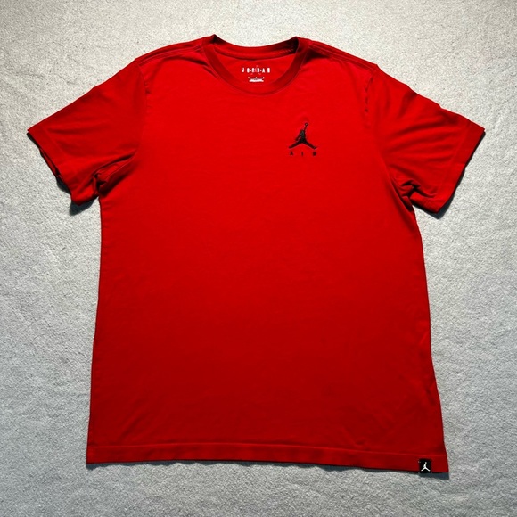 Jordan Red T-Shirt Men’s Large Embroidered Jumpman Logo Cotton Tee - Picture 1 of 6